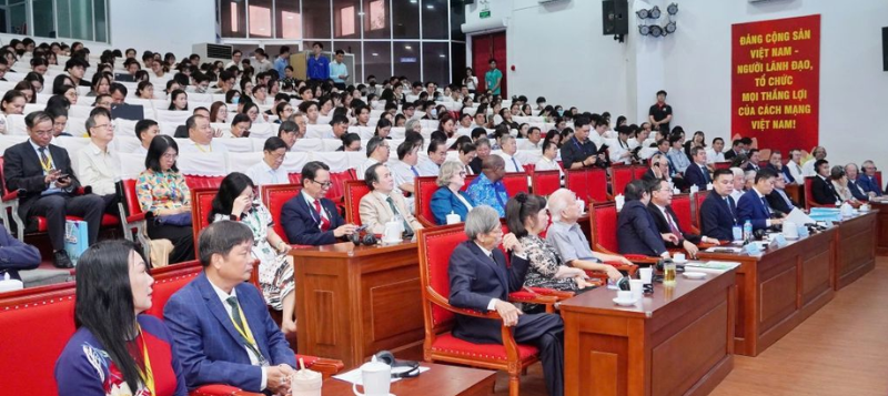 Bác sĩ Hồ Nam đào tạo tại trường ĐH Y khoa Phạm Ngọc Thạch