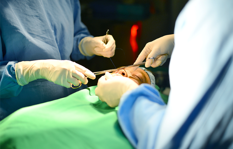 Phòng mổ căng da mặt đạt chuẩn vô trùng