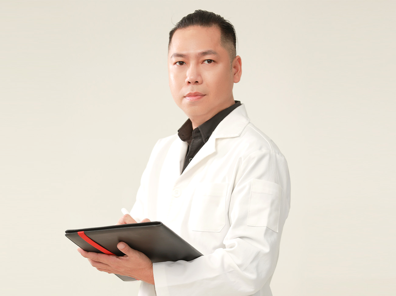 Tư vấn nâng mũi tại quận 3 – Thạc sĩ, Bác sĩ Phạm Hồ Nam